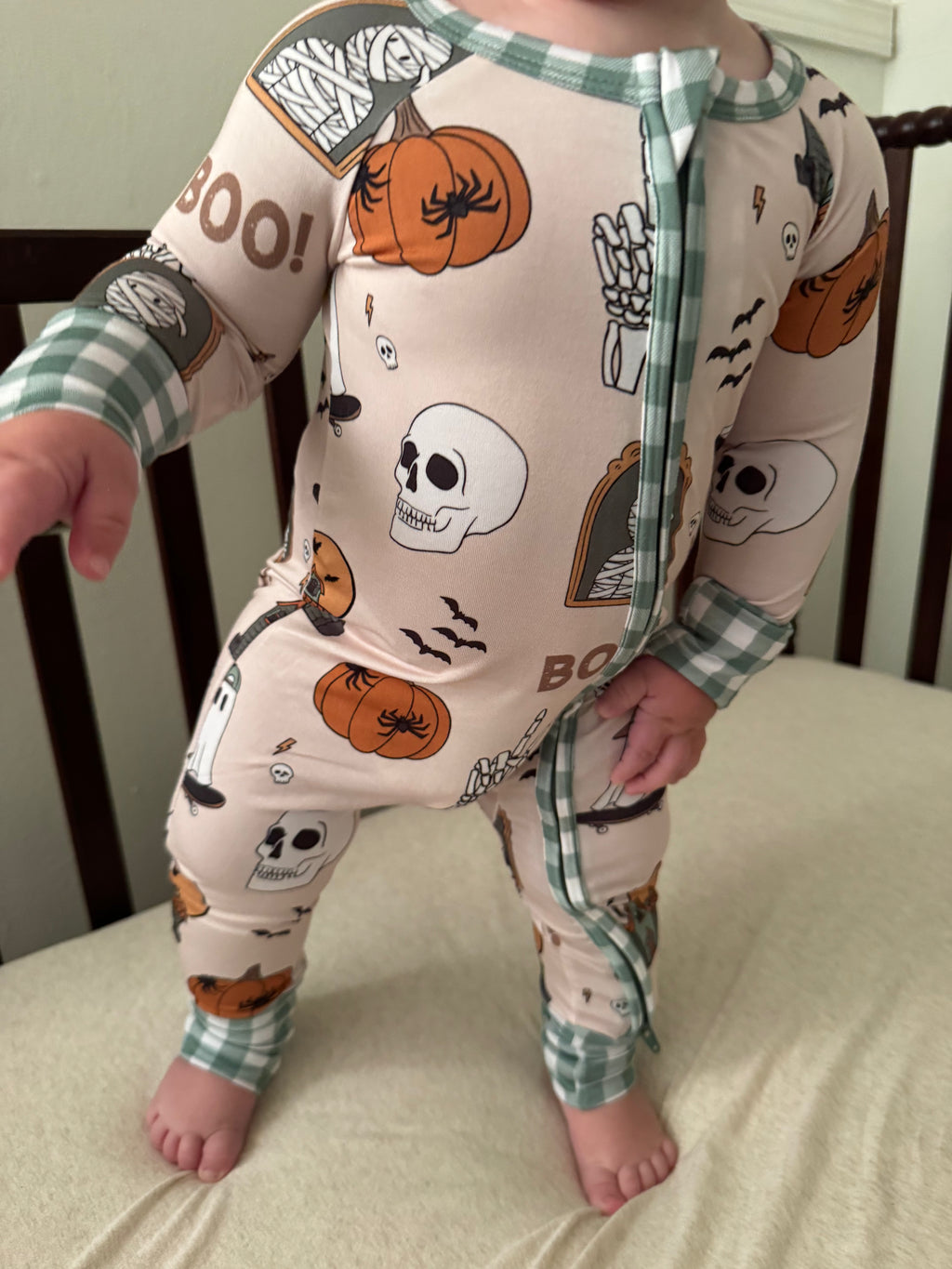 Boo Crew Convertible Sleeper