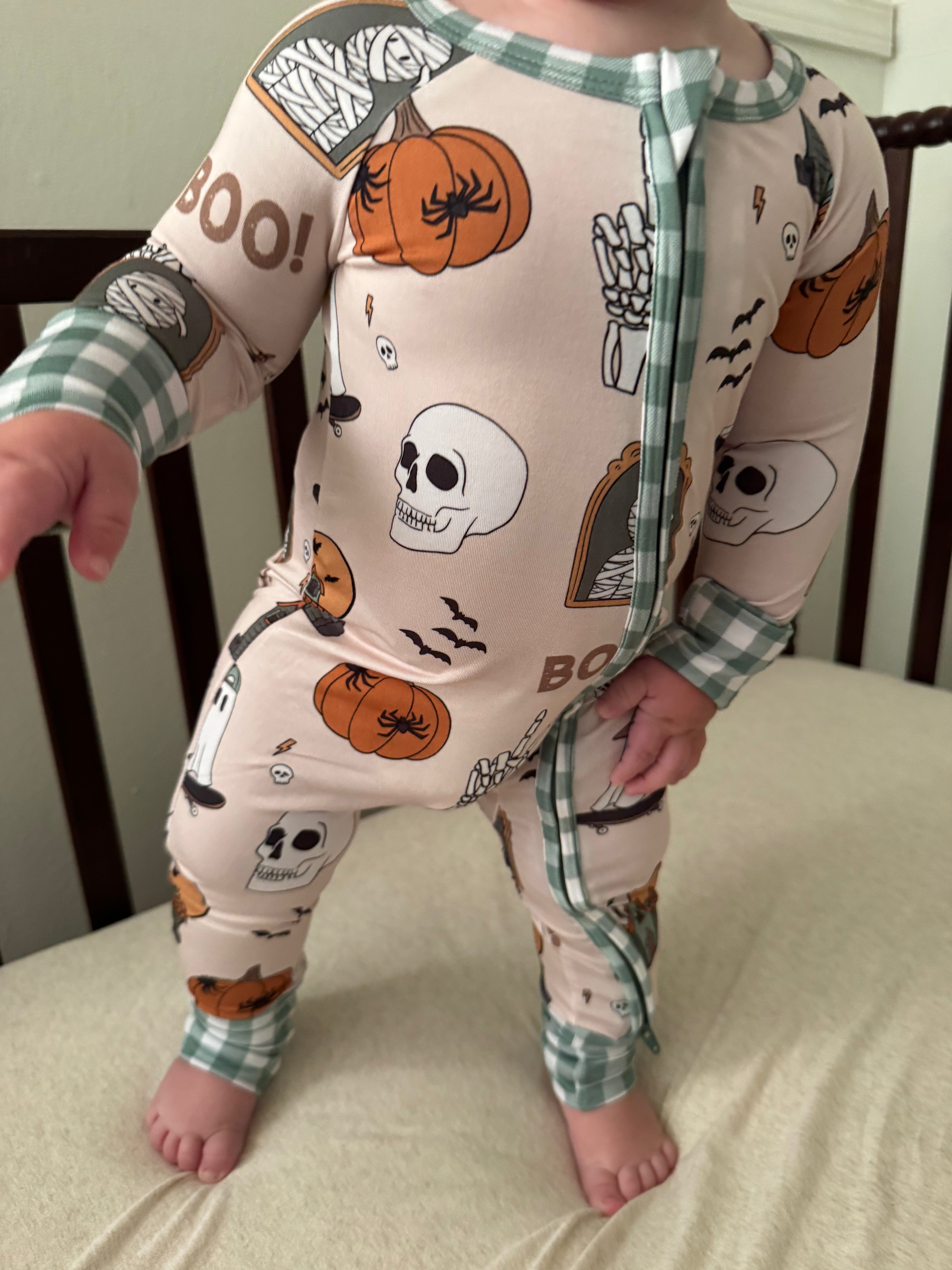 Boo Crew Convertible Sleeper
